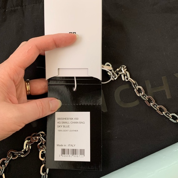 Givenchy small 4G shoulder crossbody bag - Picture 7 of 10